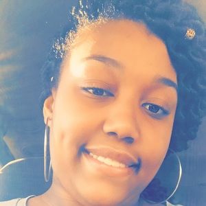 Meet your Posher, Jadah